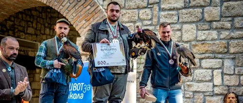 România, MEDALII internaționale! Ce a reușit un român să câștige alături de ulii Harris: „Găsești metode să antrenezi pasărea în curte sau în cameră”