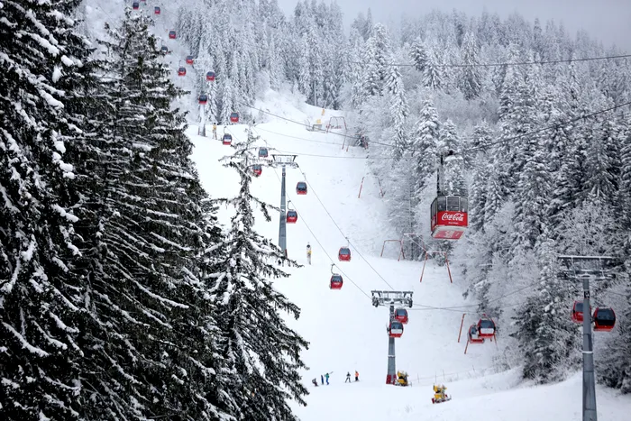 Unde se poate schia de sărbători Care sunt singurele pârtii deschise în România
