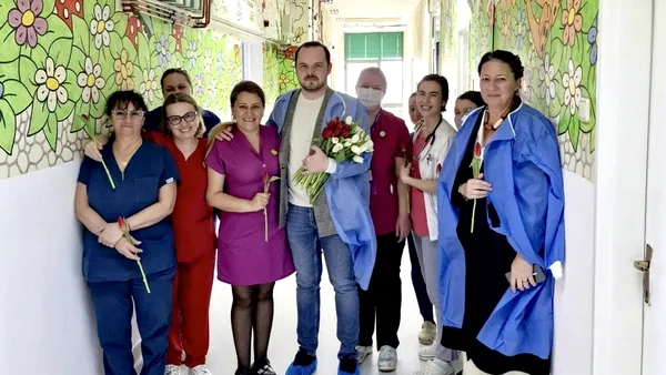 Ministrul Sănătăţii, Alexandru Rogobete, vizită simbolică de 8 Martie la maternitatea Spitalului Universitar: „Am vrut să fiu acolo unde viaţa începe”