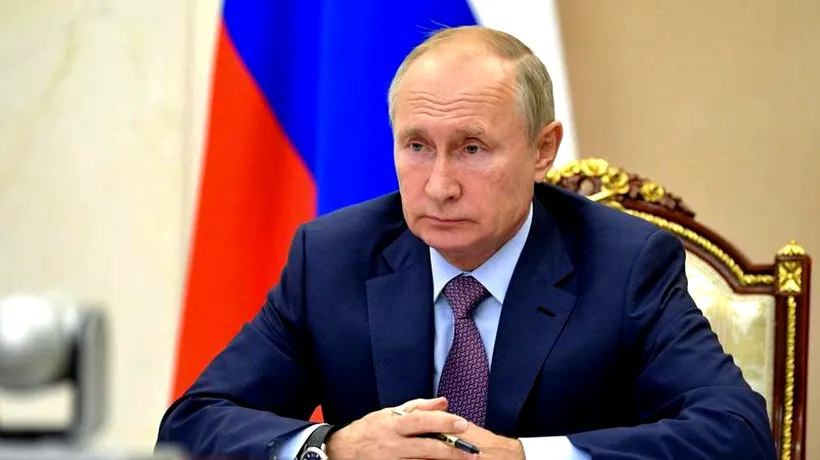 Vladimir Putin spune că nu a avut reacții adverse după vaccinare