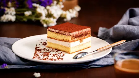 Prăjitura „Durere de cap”, rețeta inedită cu care nu dai greș