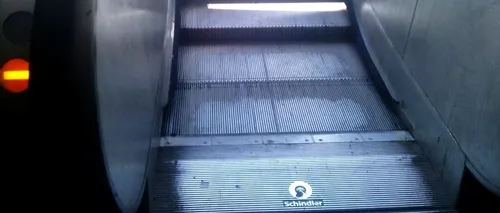 Clipe de coșmar pentru un bărbat care a fost înghițit de scările rulante: „Ar fi bine să alegem scările normale - VIDEO