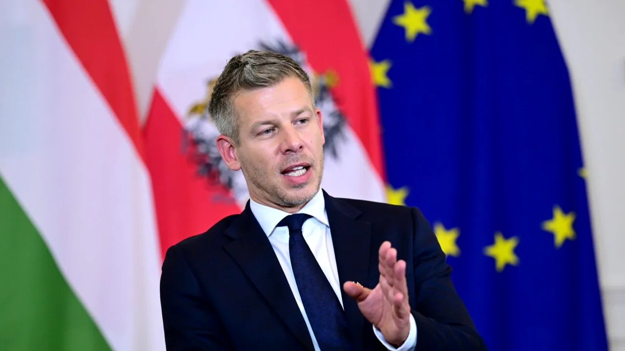 Bilanțul celor 100 de zile cu Peter Magyar: Cum a demontat tânărul premier în aproape 4 luni întreg regimul clădit de Viktor Orban în 16 ani