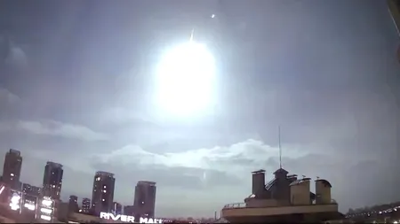 Ce a fost, de fapt, lumina puternică observată pe cerul Kievului. A fost imediat activată ALERTA AERIANĂ