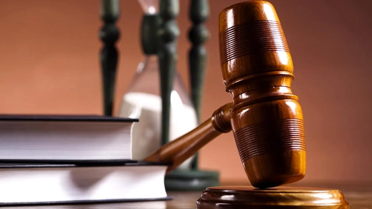 Ce companie cere în instanță sechestrul bunurilor deținute de doi foști directori