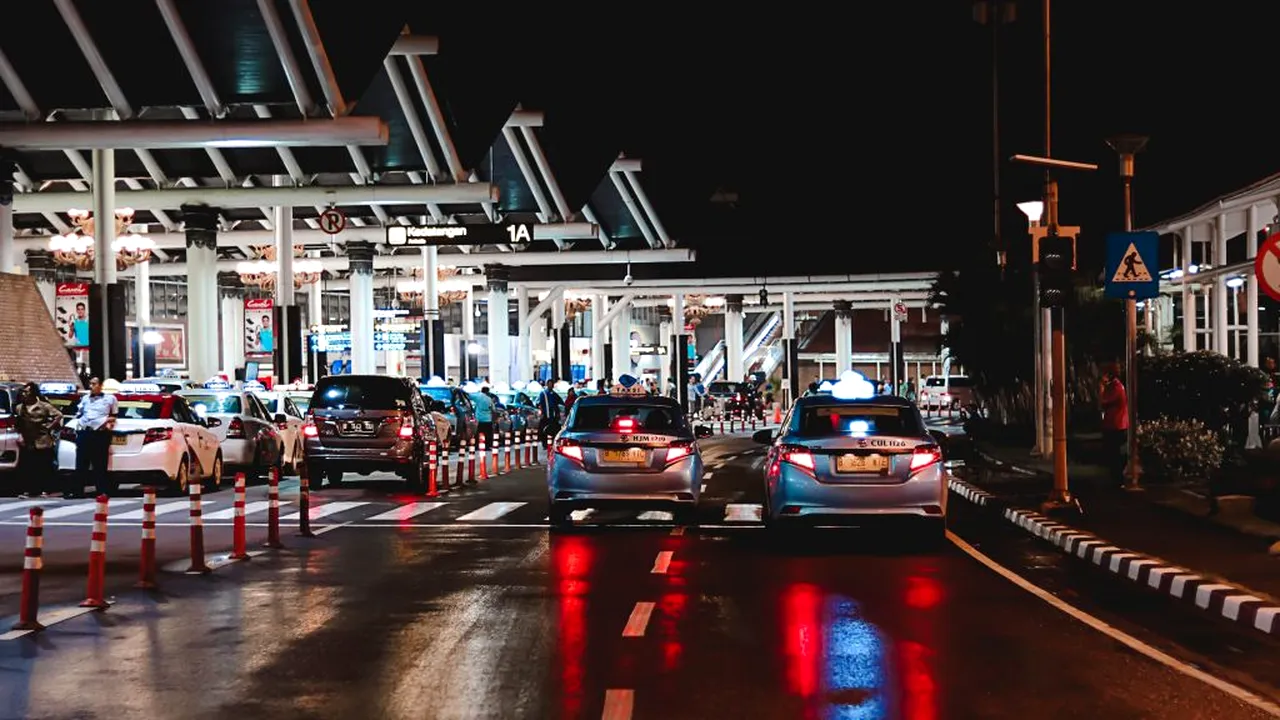 RUSIA se pregătește să închidă toate trecerile de frontieră pe măsură ce cazurile de coronavirus sunt în creștere