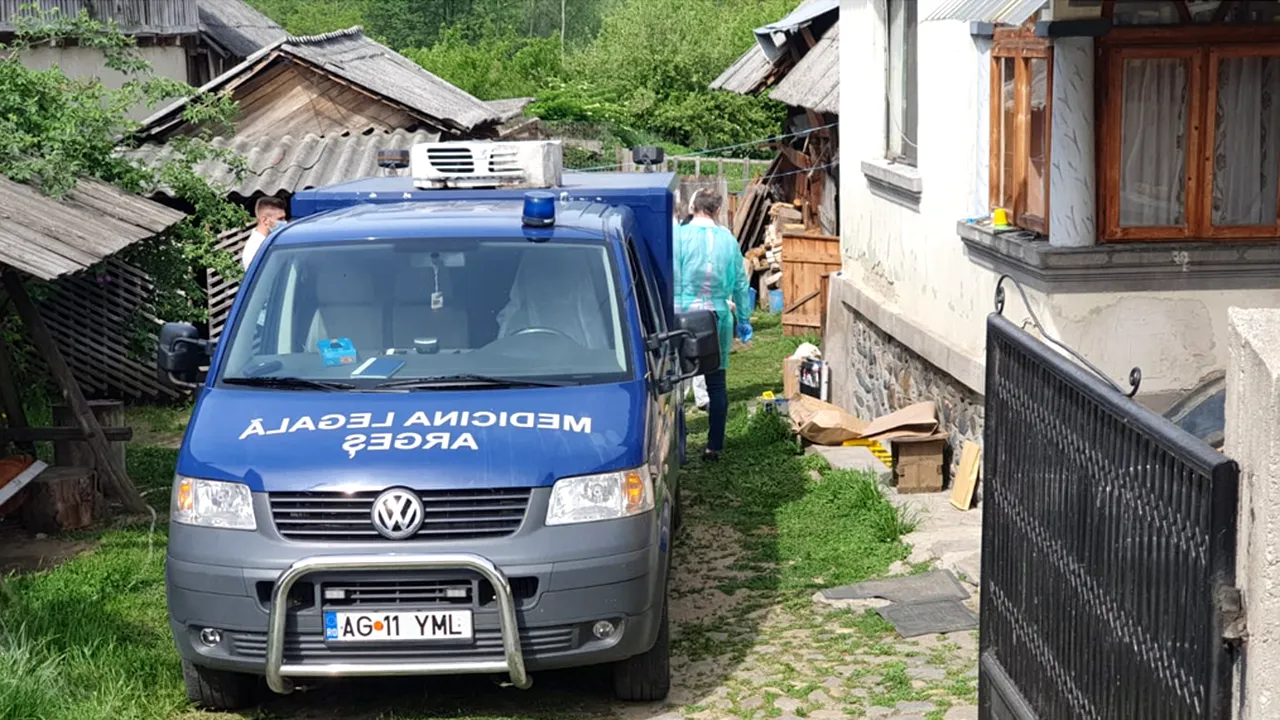 DRAMĂ. Un bărbat s-a spânzurat după ce și-a ucis soția, în fața copiilor / „Mami și tati sunt morți”