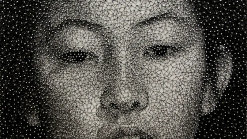 GALERIE FOTO. Tehnică inedită în realizarea de portrete a unei artiste japoneze 