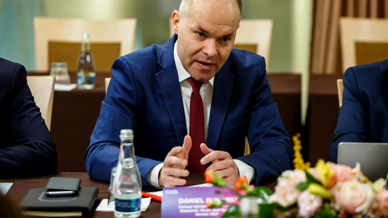 Fostul ministru Funeriu, apel către Biserica Ortodoxă: ,,Am semnale că anumiți profesori de religie sunt parte a teoriilor conspiraționiste’’