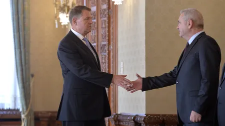 Doamne ferește de furia cartoforului adus la sapă de lemn!