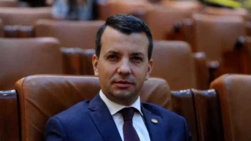 Secretarul de stat Sorin Vrăjitoru a fost amendat cu 500 de lei  pentru că nu a purtat mască la o conferință de presă