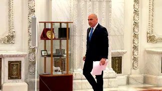 Bolojan prezintă situația ECONOMICĂ a țării / „În anumite sectoare avem prea mulți angajați”