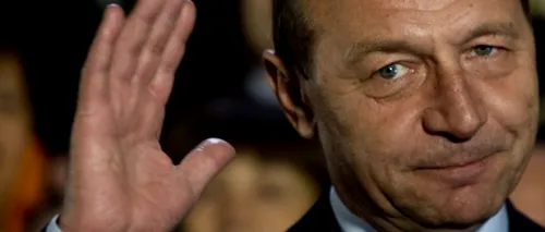 Băsescu continuă meciul cu PSD: ''Cutia cu plastilină'' trebuie să se decidă rapid dacă vrea să redevină partid politic