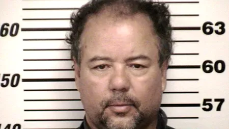 Bărbatul din Cleveland care a răpit și sechestrat trei tinere timp de 10 ani va pleda nevinovat