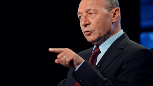 Avertismentul lui Băsescu: Scutul de la Deveselu, mai actual ca oricând. Îl putem lua și pe Putin acolo...
