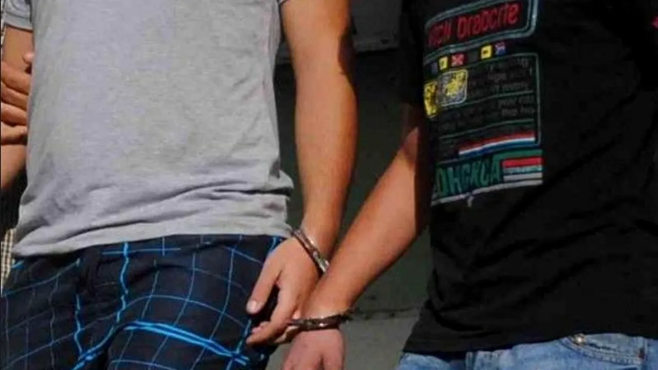 Percheziții în București și Ialomița, la persoane suspectate de trafic de minori și proxenetism 