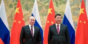 Financial Times: ”Xi Jinping l-ar putea SUNA pe Zelensky după vizita sa de la Moscova”