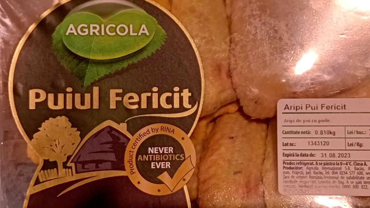 Cu câți lei se vinde un kilogram de ARIPIOARE de pui, în Carrefour: „Când puiul e fericit, prețurile sunt pe măsură”