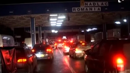 NEBUNIE LA VAMĂ. Peste 100.000 de persoane au tranzitat sâmbătă frontiera, cele mai multe prin granița cu Ungaria