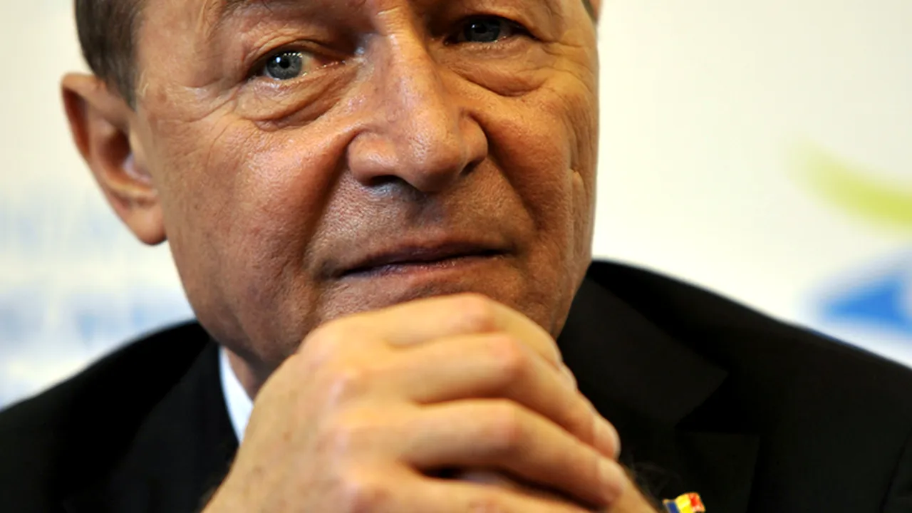 Traian Băsescu: 