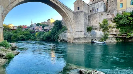 Orașul care îi face pe vizitatori să se simtă ca într-un basm. Este în Europa și este diferit de orice altă destinație