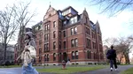 Ca pe vremea lui Hoover. Trump „expulzează” studenții străini de la Harvard