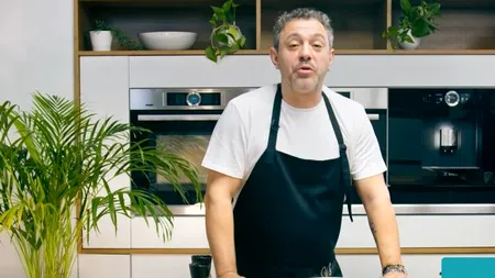 Rețeta de mazăre cu pui a lui Chef Sorin Bontea. Cum gătești deliciosul preparat