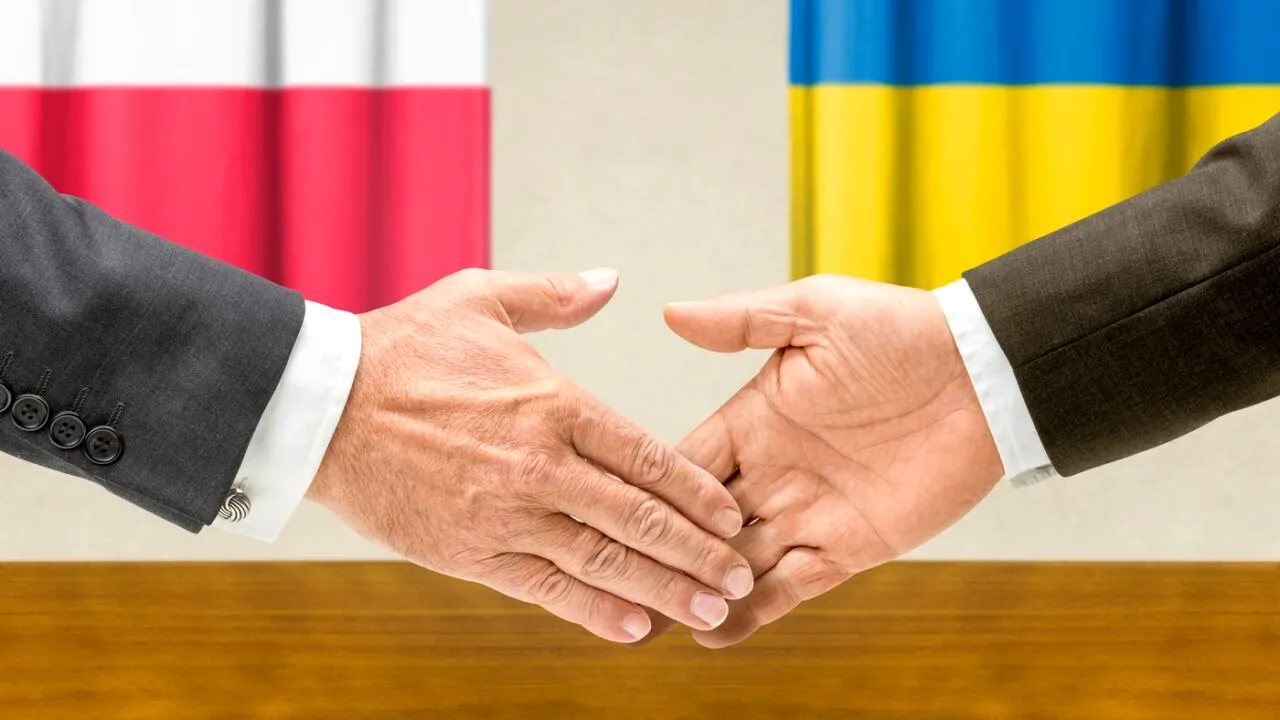 Donald Tusk: Polonia nu trebuie să-i permită RUSIEI să creeze o prăpastie între Varșovia și Kiev, înainte de summitul Trump-Putin