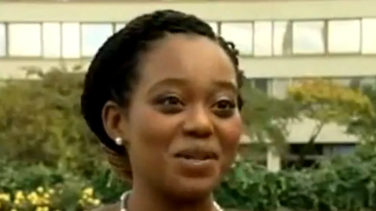 VIDEO. Rămâi cu gura căscată. Femeia care deține CEL MAI CIUDAT RECORD GUINESS