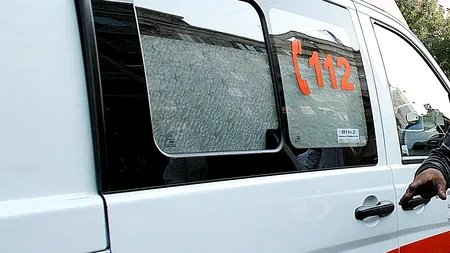 Un bărbat băut, amendat după ce a alertat salvamontiștii care l-au găsit la 200 de metri de cabana în care petrecuse