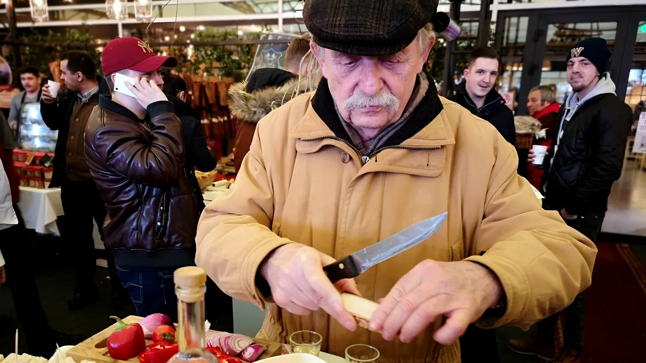 Demers inedit. Cantina fără scaune. Chiar suntem prea ocupați ca să mâncăm bine?