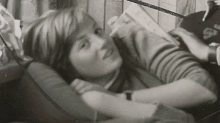 O fotografie nepublicată a Prințesei Diana a fost vândută la o licitație peste peste 18.000 de dolari