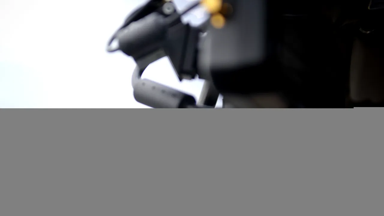 Polițiștii de la Rutieră, șocați când au văzut cine mergea cu peste 200 de km/h pe autostrada A1. Amenda a fost uriașă