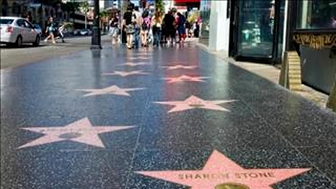 Cel mai bine cotat actor român la Hollywood a primit o stea pe Aleea Celebrităților 
