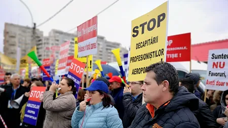Peste 100 de angajați ai Aeroportului Cluj au PROTESTAT față de deciziile luate de conducerea CJ: Vrem să muncim nu să cerșim