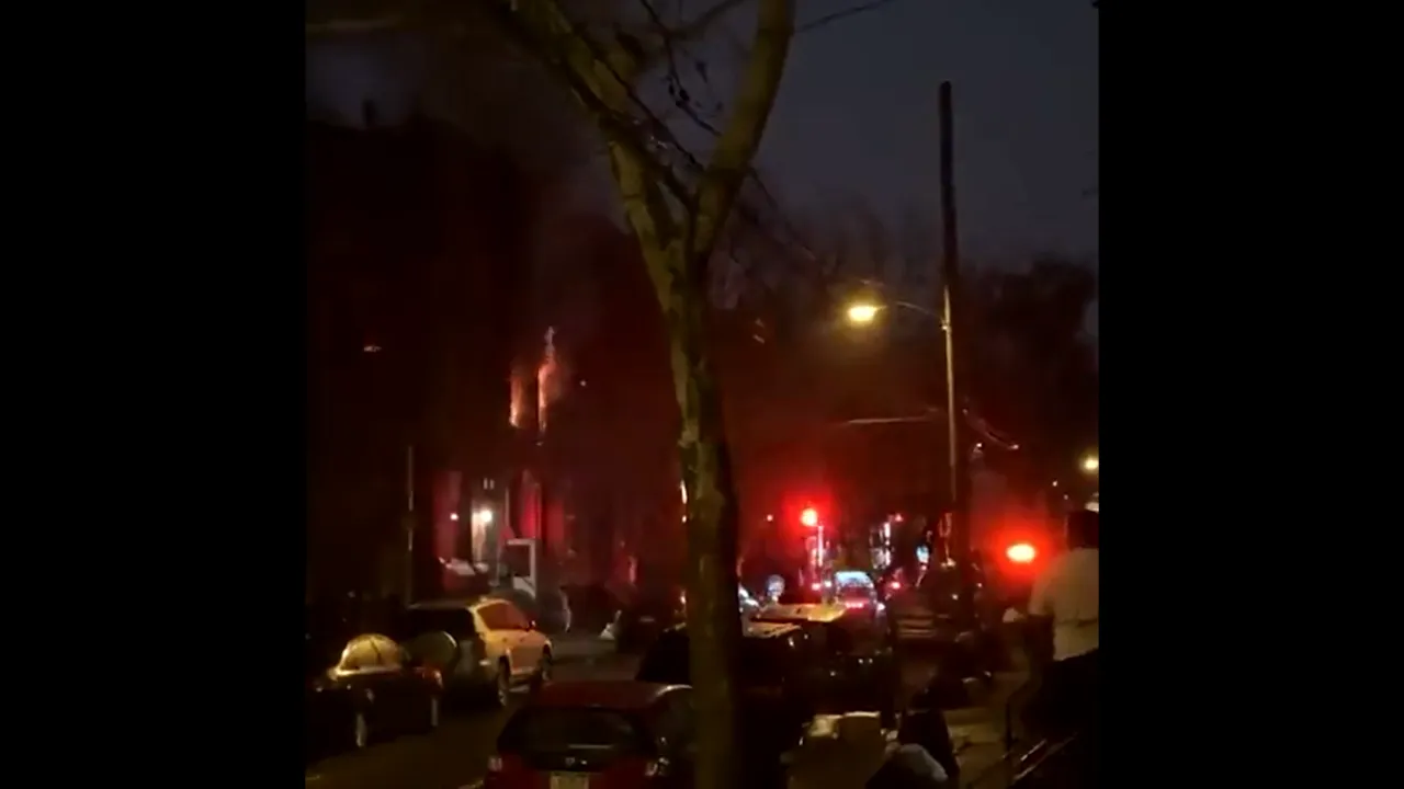 Tragedie în Philadelphia. 13 persoane, între care şapte minori, au murit în urma unui incendiu
