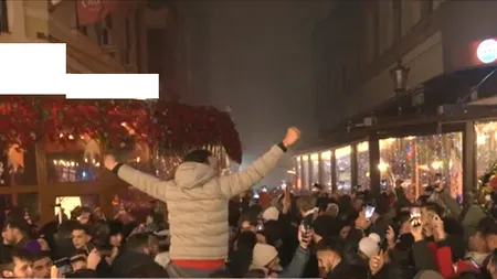 Zeci de mii de români au petrecut Revelionul în stradă, dar mulți nu au putut să vadă spectacolele de artificii din cauza CEȚII dense