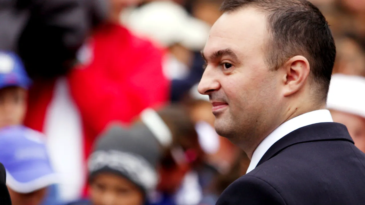 Cristian Adomniței și-a botez fiica. La petrecere - miniștri, șeful SIE, șeful CNAS, șefi de CJ, politicieni