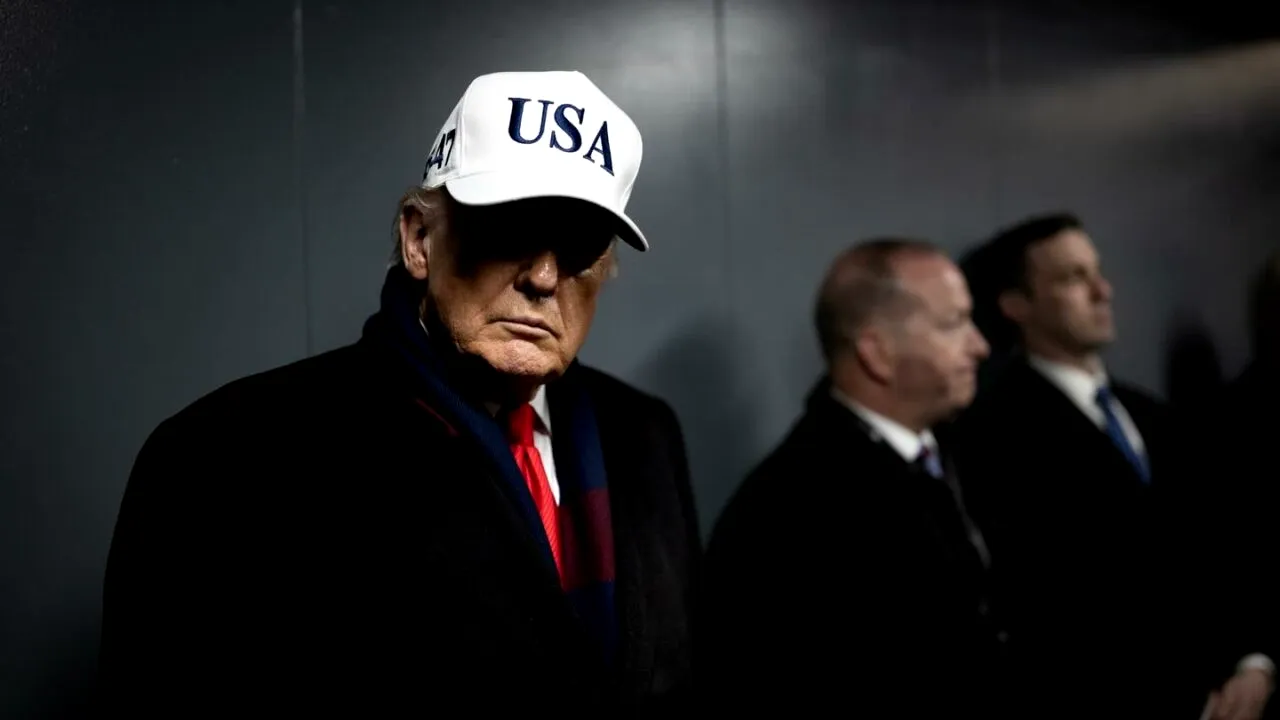Trump avertizează Iranul că va fi bombardat „la un nivel mult mai intens” dacă nu va accepta ultima propunere de pace