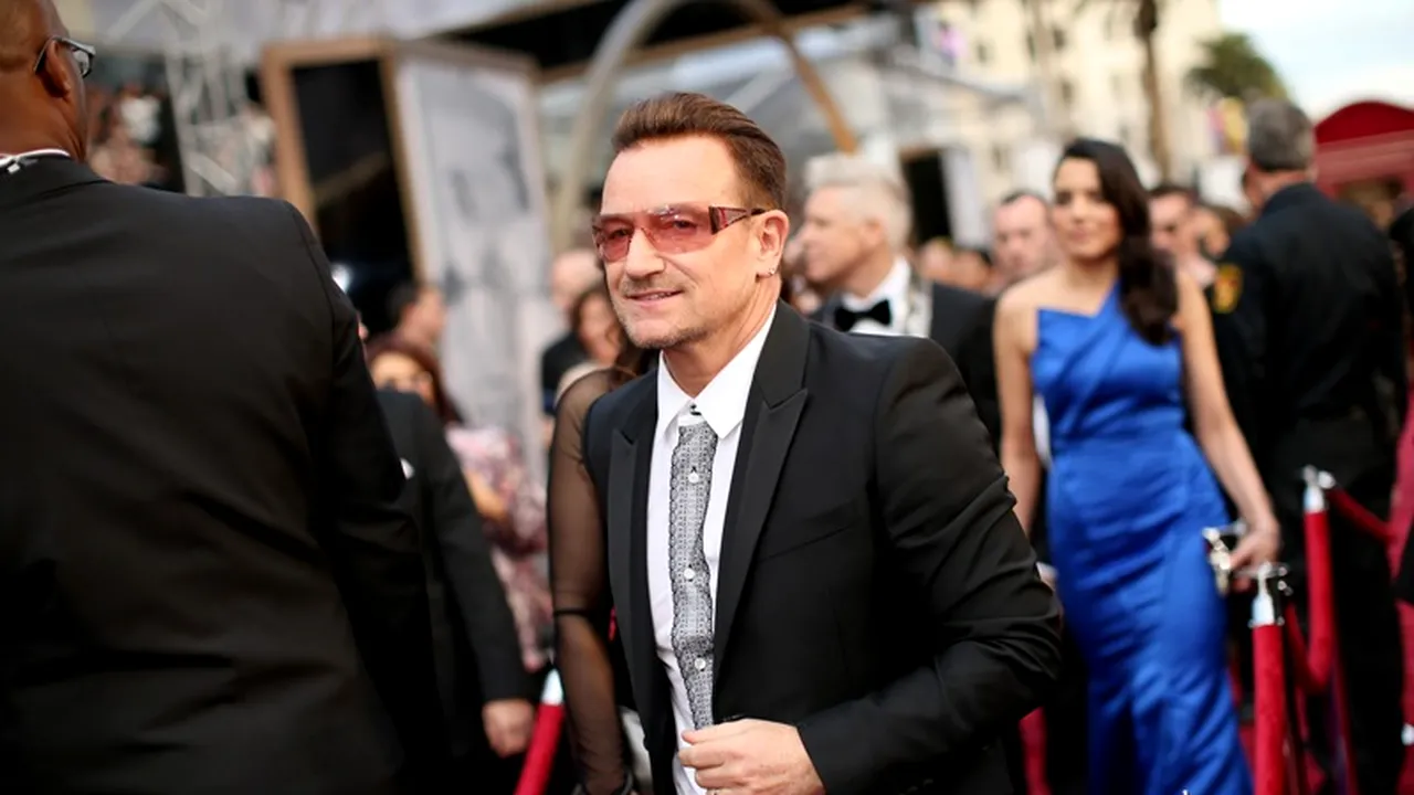Bono nu cântă în struna Apple