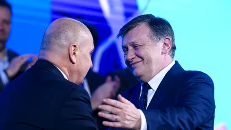 PNL spune că singurul candidat pentru care strânge semnături este Crin Antonescu: „Restul sunt povești”/ Ce a declarat Valeriu Stoica?