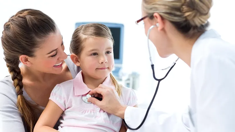 Copilul tău este bolnav? În curând românii din toată țara vor putea cere sfaturi prin telefon de la medici specialiști