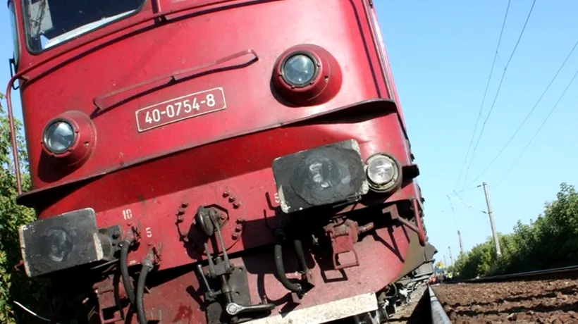 Un vagon al unui tren încărcat cu motorină a deraiat în Harghita
