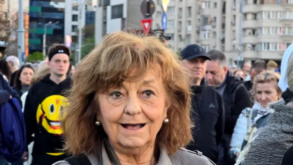 Ana Blandiana, apel către parlamentarii care vor vota moțiunea împotriva Guvernului Bolojan: „Au posibilitatea să fie crezuți că le pasă de țară”