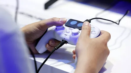 8 milioane de români se joacă pe telefoane, laptopuri și tablete. Românii sunt campioni la GAMING