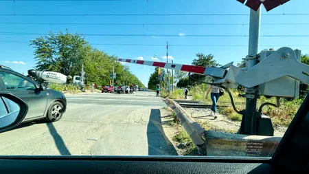 Traficul din Pipera, dat peste cap de un șofer care a forțat bariera CFR. Străzile din zonă au fost BLOCATE, fiind afectată și legătura cu A3