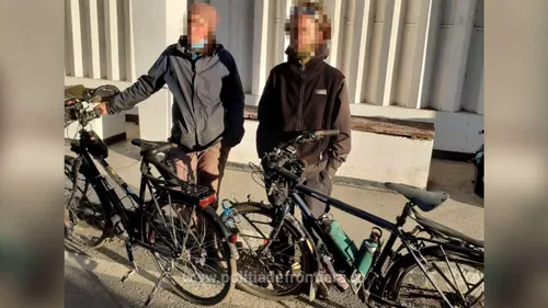 Doi francezi au fost opriți la Vama Veche, după ce au încercat să treacă ilegal granița, pe biciclete