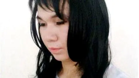 Ce a făcut un tânăr pentru a o scăpa de examen pe iubita lui. 