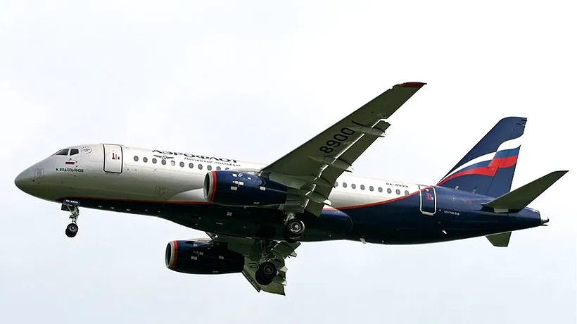 Un nou tip de avion rusesc a dispărut in Indonezia, în timpul unui zbor de prezentare. Nu putem confirma dacă s-a prăbușit sau nu. 46 de persoane se aflau la bord