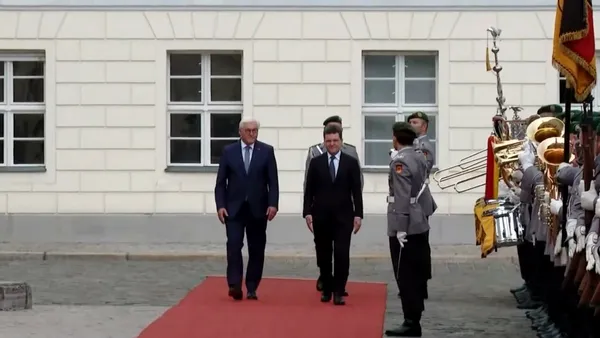 Nicușor Dan, primit cu covor ROȘU de președintele Germaniei, Frank-Walter Steinmeier, la Palatul Bellevue